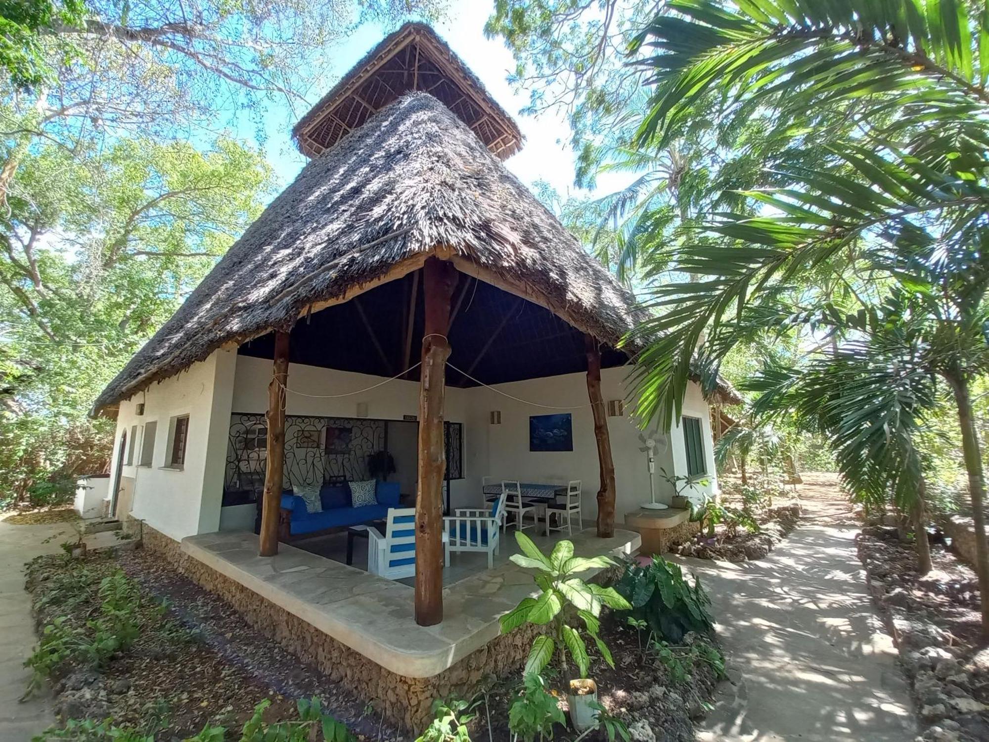 Watamu Beach Cottages Buitenkant foto