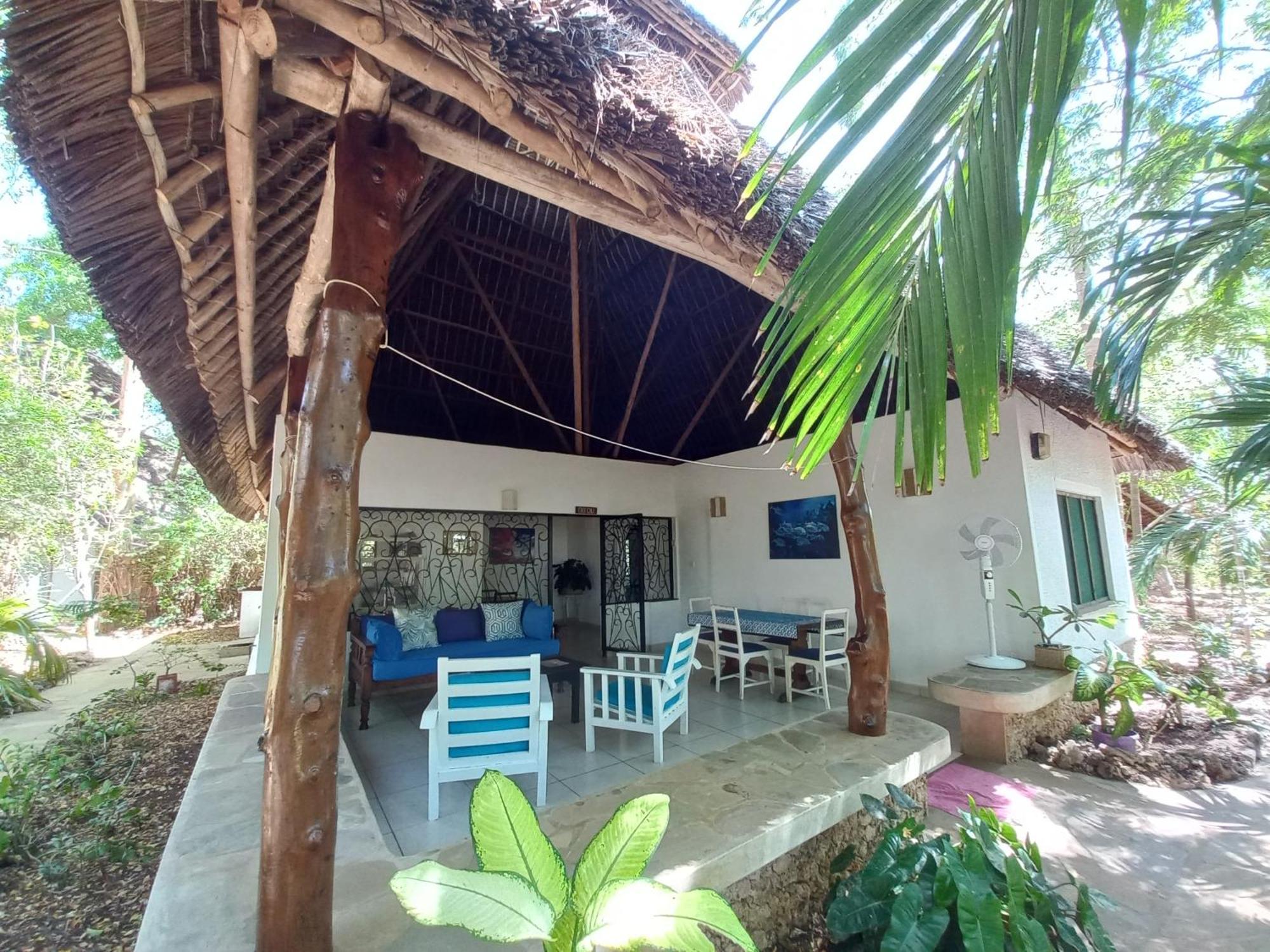 Watamu Beach Cottages Kamer foto